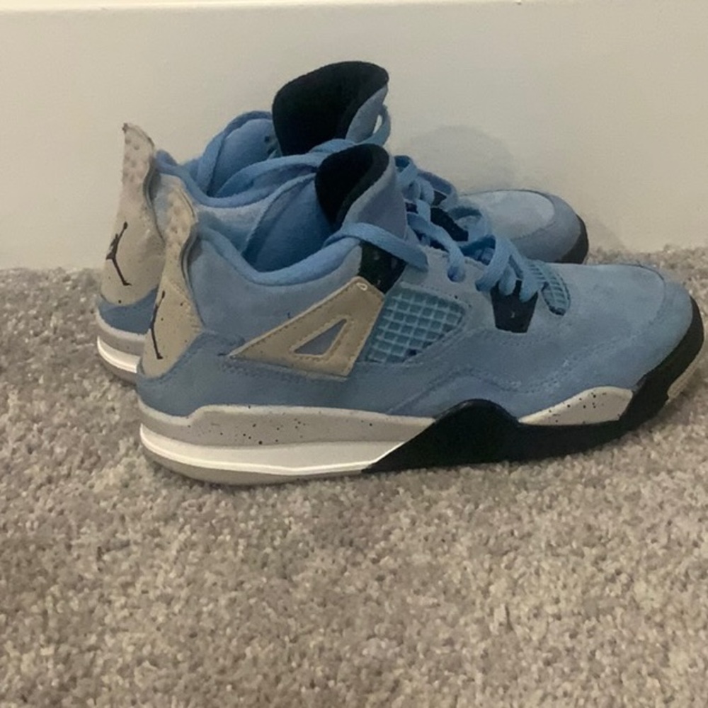 Jordan 4 “UNC”